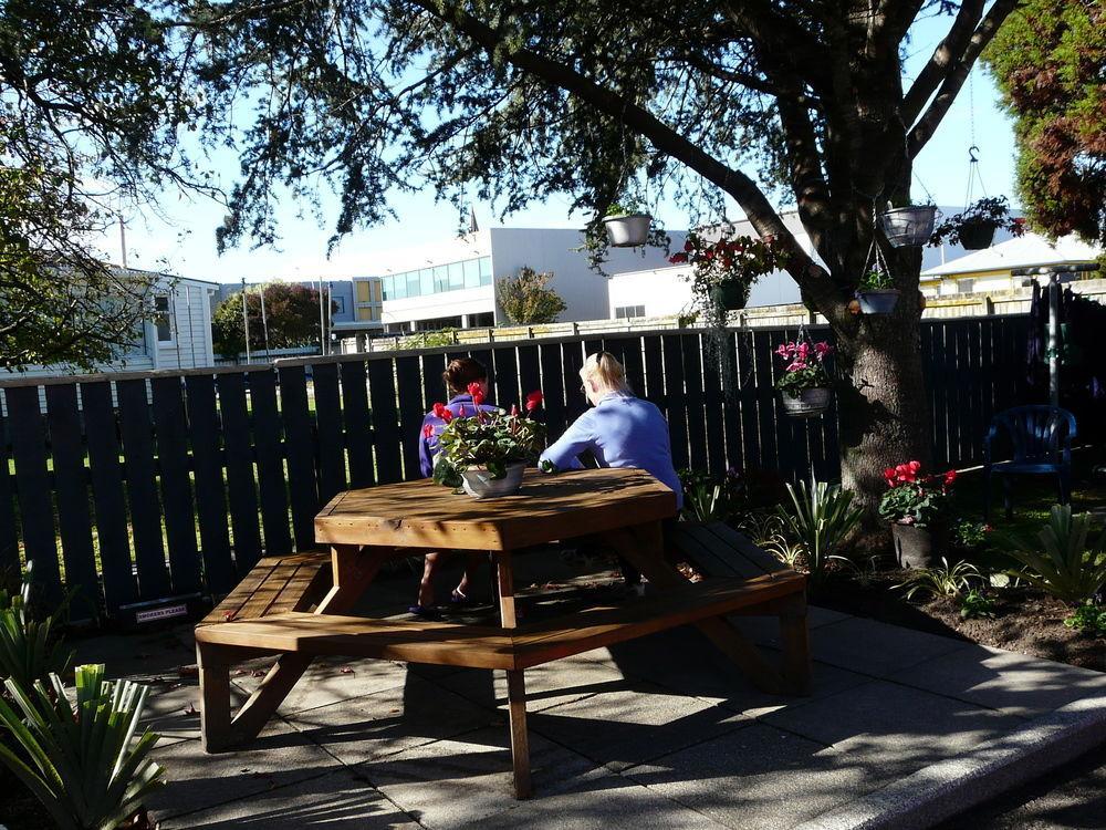Alpha Motor Inn Palmerston North Buitenkant foto